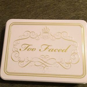 Too faced gift set